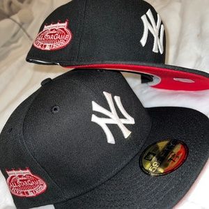 New Era Fitted Hat NY Yankees Black Red 7 1/2 NEW